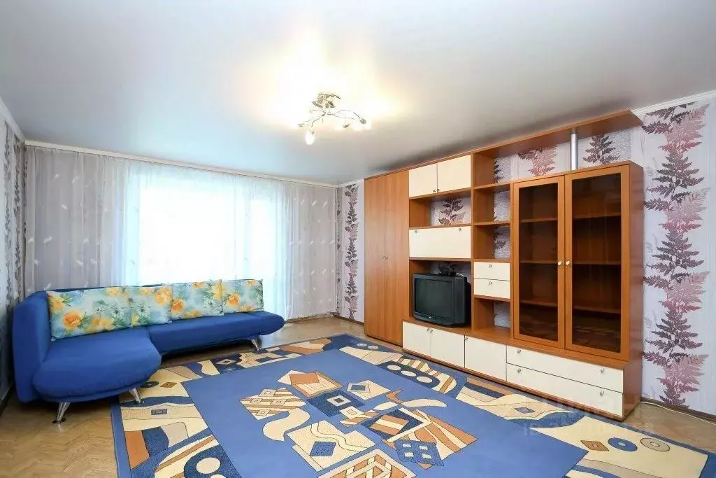 1-к кв. Омская область, Омск ул. Дмитриева, 1/1 (53.1 м) - Фото 1