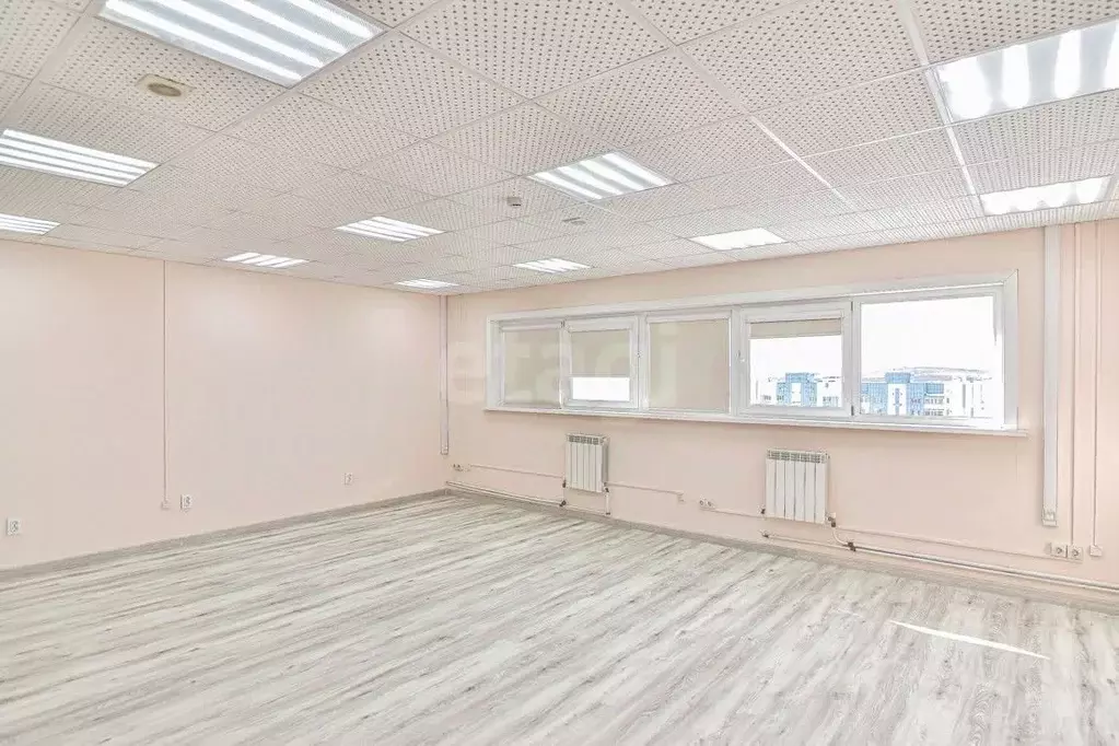 Офис в Сахалинская область, Южно-Сахалинск Южно-Сахалинская ул., 17А ... - Фото 2