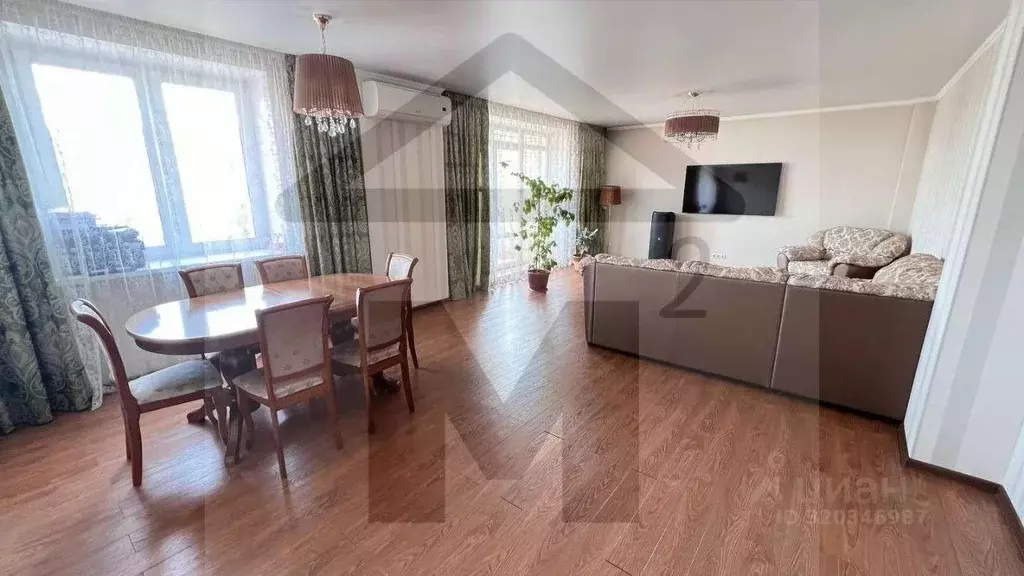 5-к кв. Хакасия, Абакан ул. Торосова, 15 (145.0 м) - Фото 0