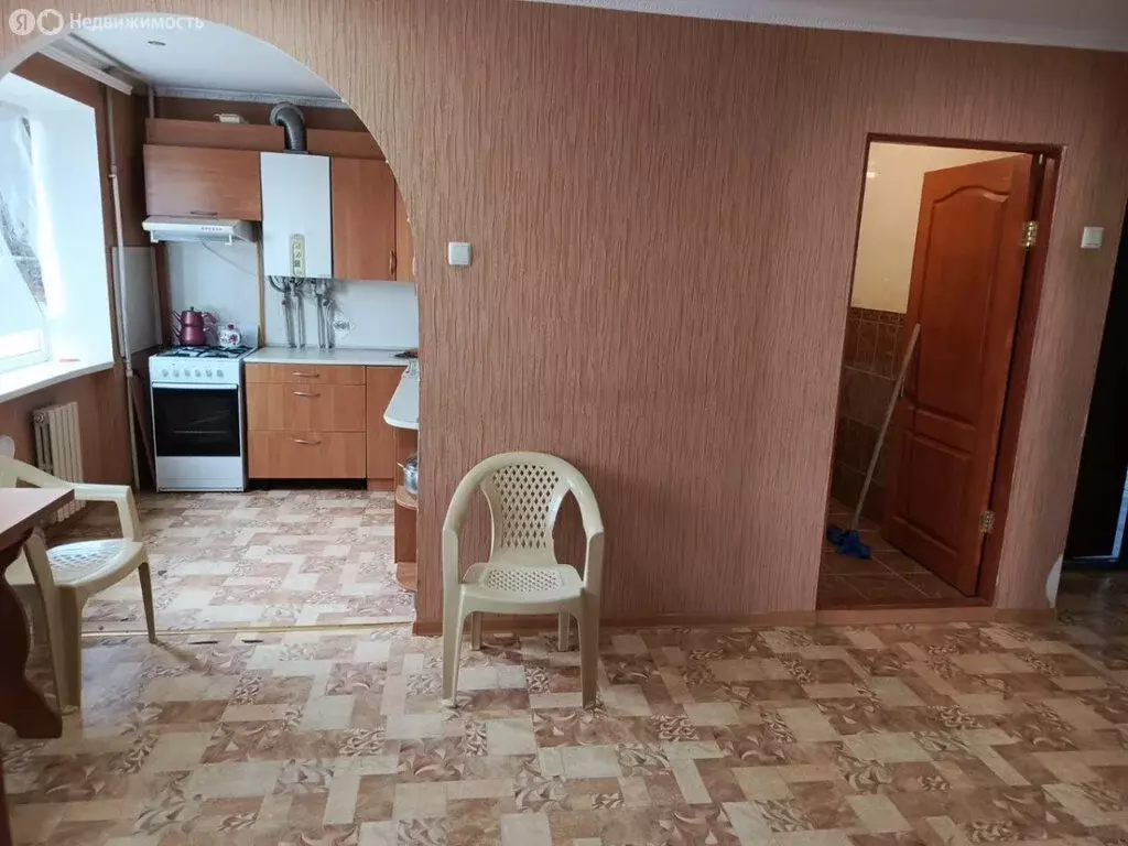 3-комнатная квартира: Евпатория, Советская улица, 3 (50.5 м) - Фото 2