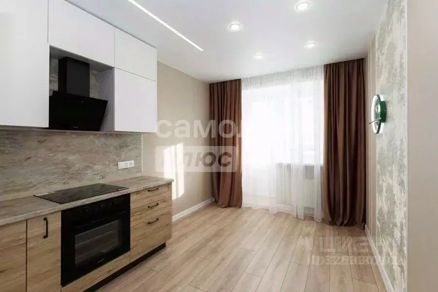 2-к кв. Тюменская область, Тюмень ул. Мельникайте, 138а (63.9 м) - Фото 1