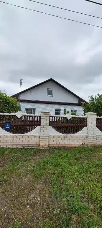 Дом в Алтайский край, Яровое ул. Кирова, 66 (100 м) - Фото 0