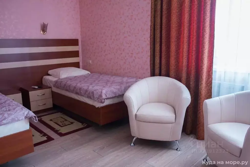 Комната Крым, Евпатория ул. Революции, 9А/3 (16.0 м) - Фото 0