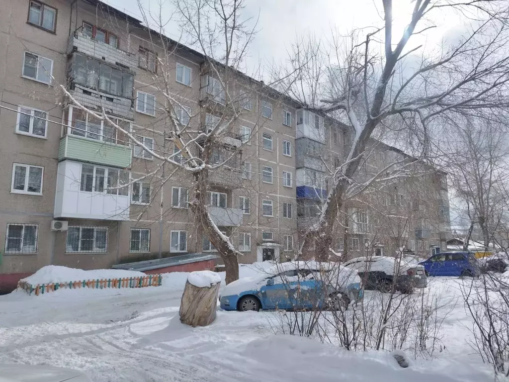 2-к кв. Алтайский край, Барнаул ул. Советской Армии, 146 (44.9 м) - Фото 1