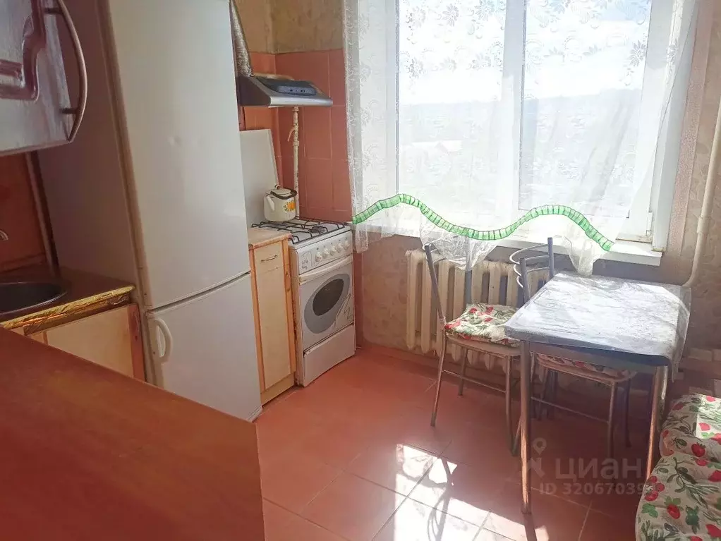 2-к кв. Брянская область, Брянск Институтская ул., 142 (55.0 м) - Фото 1