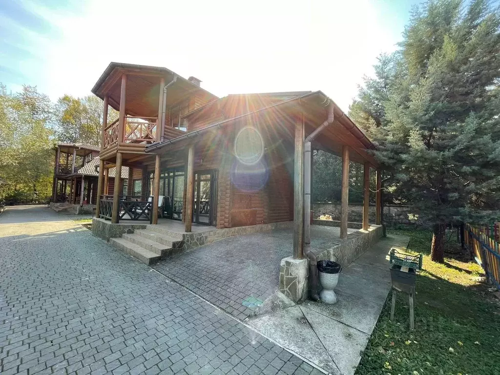 Дом в Крым, Бахчисарайский район, Куйбышевское с/пос, с. Высокое  (100 ... - Фото 2