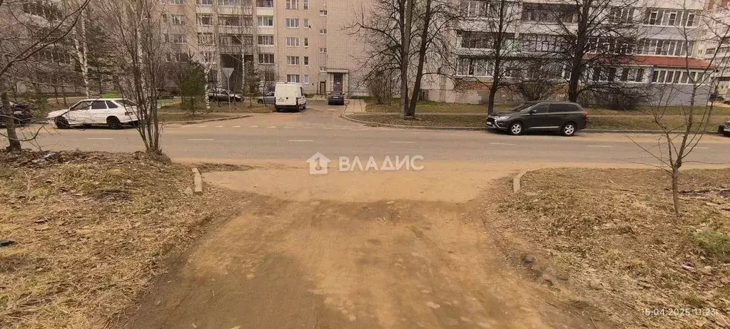Участок в Ярославская область, Рыбинск ул. Макаренко (7.3 сот.) - Фото 0