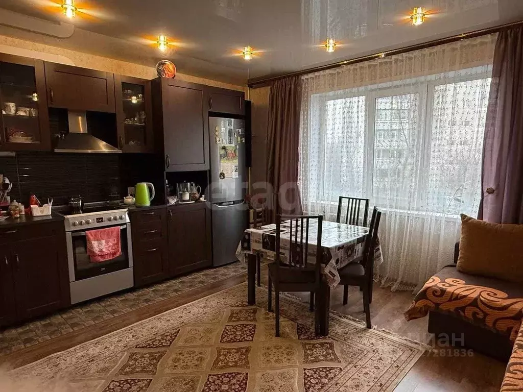 3-к кв. Крым, Щелкино Ленинский район, 3-й мкр, 102 (65.4 м) - Фото 1