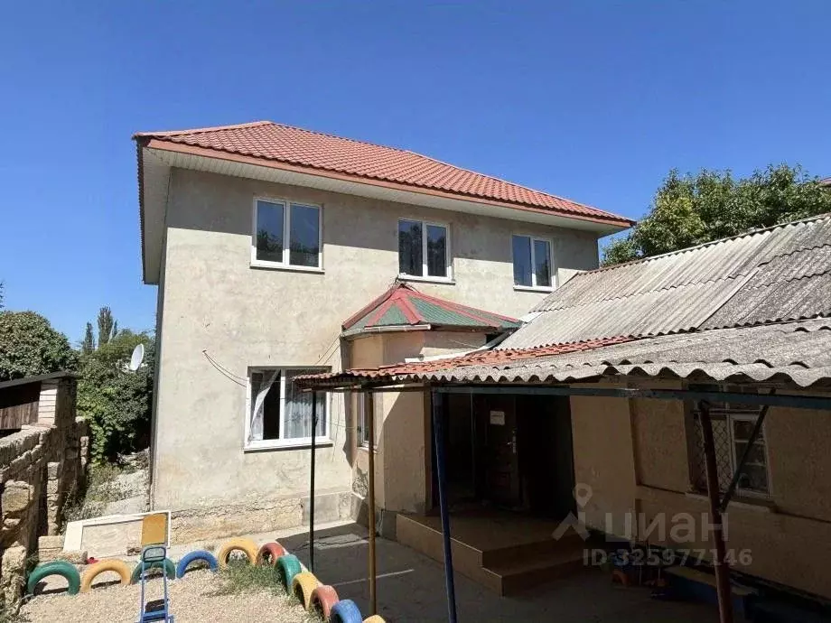 Дом в Крым, Симферополь ул. Кечкеметская, 58 (201 м) - Фото 2