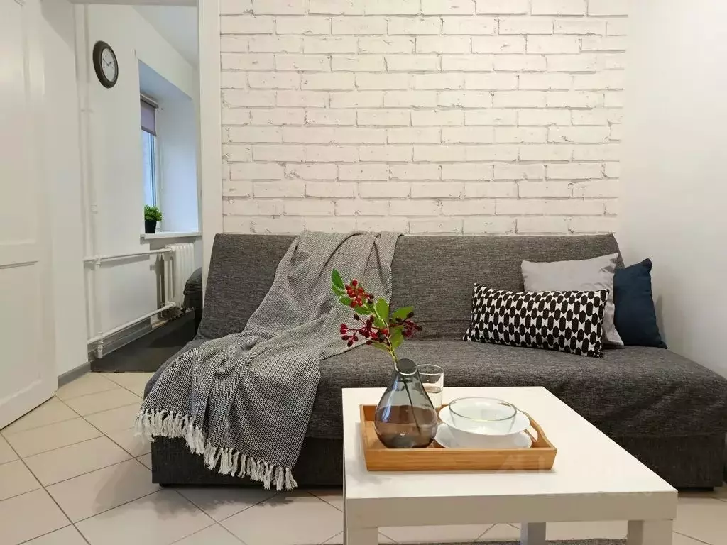 2-к кв. Псковская область, Псков наб. Реки Великой, 6 (44.0 м) - Фото 1