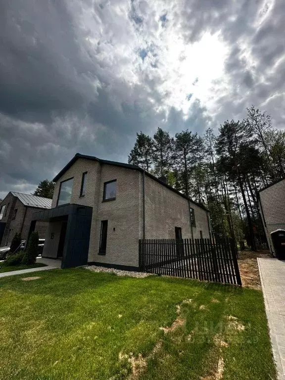 Дом, 256 м - Фото 1