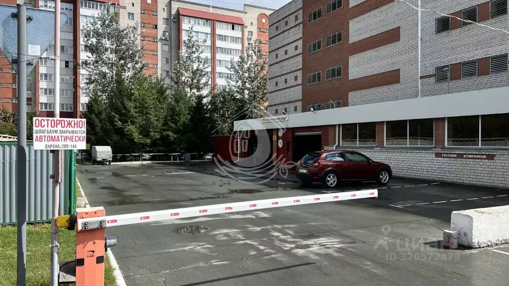 Гараж в Алтайский край, Барнаул ул. Антона Петрова, 249Б (20 м) - Фото 1