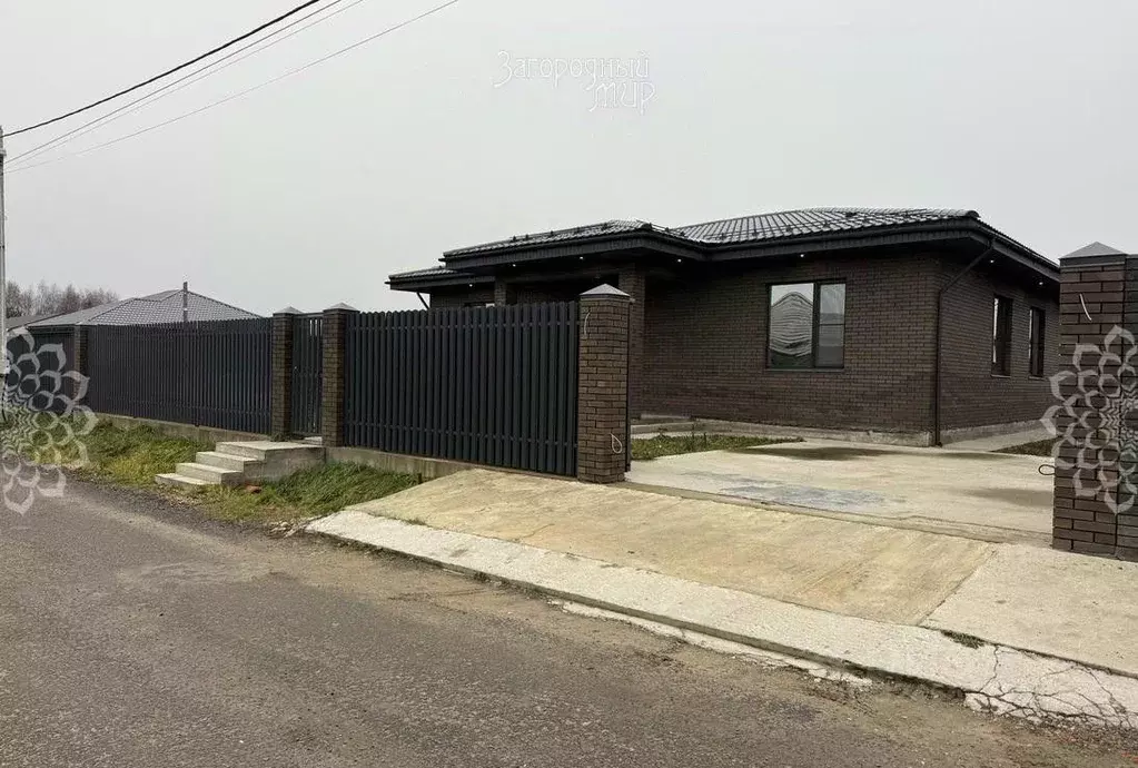 Коттедж в Московская область, Домодедово КП Рэд тер., 229 (170 м) - Фото 2