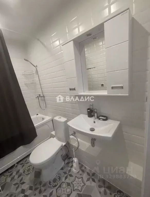 2-к кв. Москва ул. Саларьевская, 10к1 (42.9 м) - Фото 1