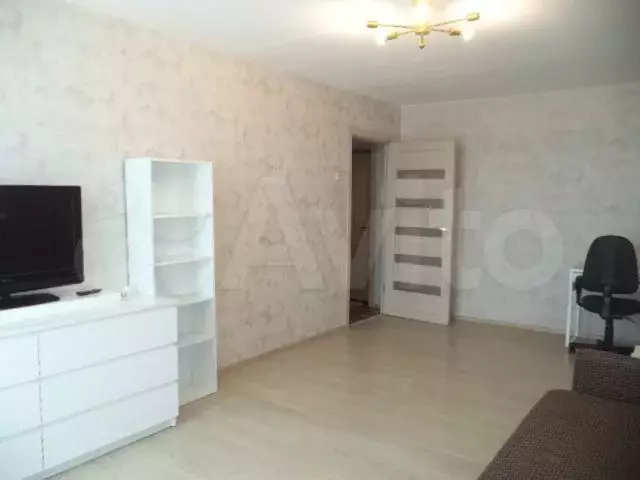 1-к. квартира, 32м, 8/9эт. - Фото 1