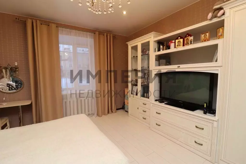 3-к кв. Магаданская область, Магадан ул. Пушкина, 4А (82.7 м) - Фото 2