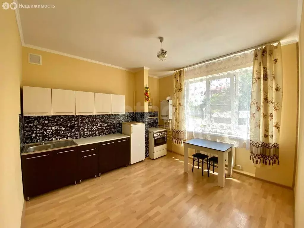 1-комнатная квартира: Энем, улица Калинина, 81к5 (41.7 м) - Фото 1