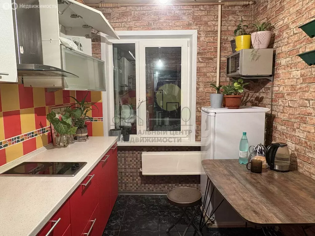 3-комнатная квартира: Иркутск, микрорайон Первомайский, Алмазная ... - Фото 2