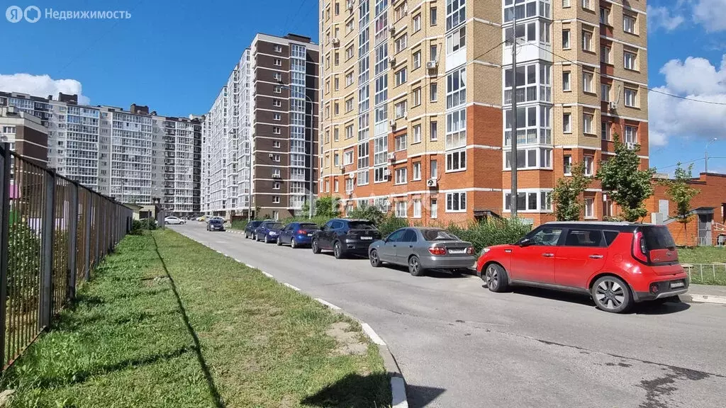 2-комнатная квартира: Липецк, улица И.В. Свиридова, 12 (59.6 м) - Фото 1
