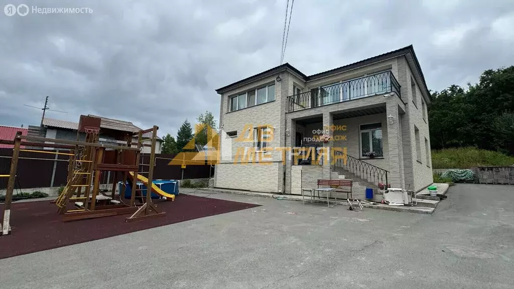 Дом в Южно-Сахалинск, Комсомольская улица, 43 (178.9 м) - Фото 1