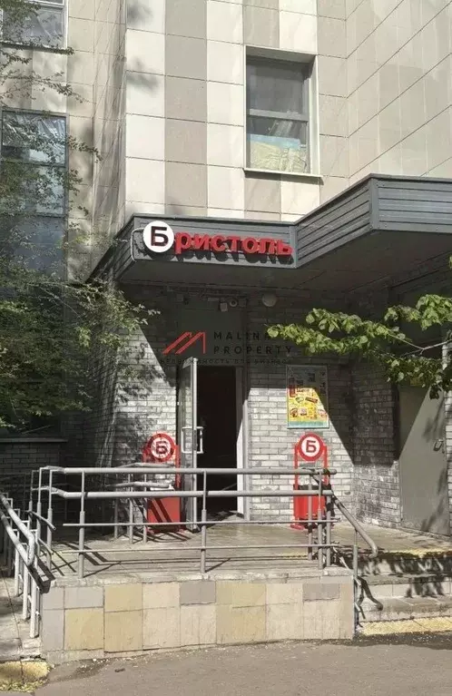 Торговая площадь в Москва ул. Герасима Курина, 42 (100 м) - Фото 2