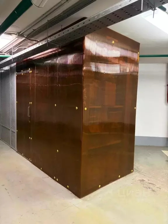 Гараж в Москва Мосфильмовская ул., 8 (7 м) - Фото 1