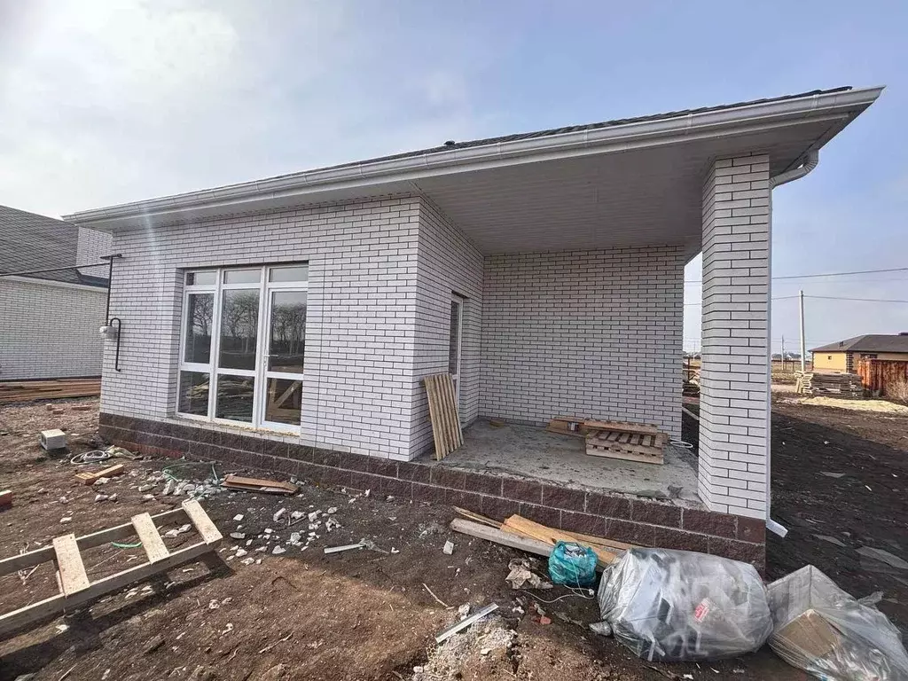 Дом в Ростовская область, Неклиновский район, с. Новобессергеневка ул. ... - Фото 2