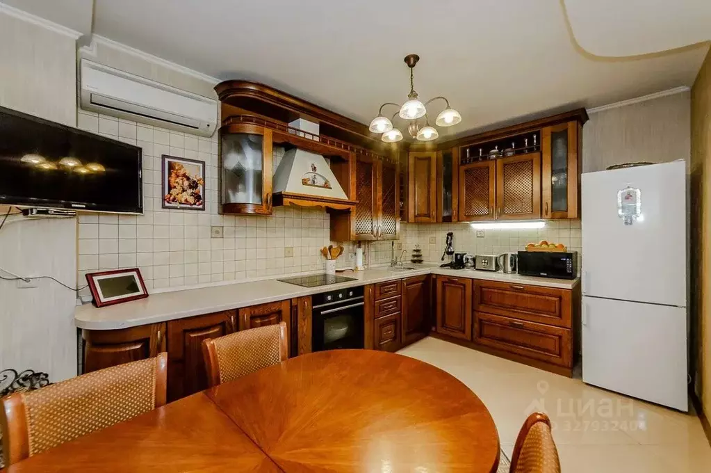 Таунхаус в Краснодарский край, Краснодар Горхутор мкр, ул. ... - Фото 2