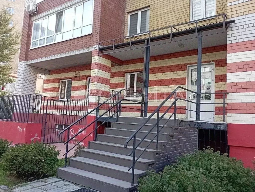 Помещение свободного назначения в Тюменская область, Тюмень ул. ... - Фото 1