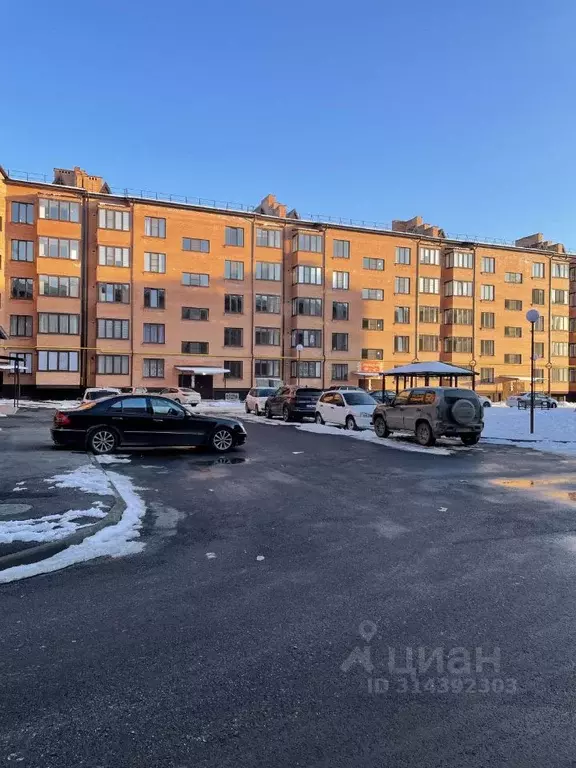 3-к кв. Северная Осетия, Владикавказ ул. Курсантов-Кировцев, 41 (90.0 ... - Фото 0
