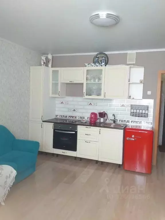 Студия Челябинская область, Челябинск ул. 2-я Эльтонская, 67 (30.0 м) - Фото 1