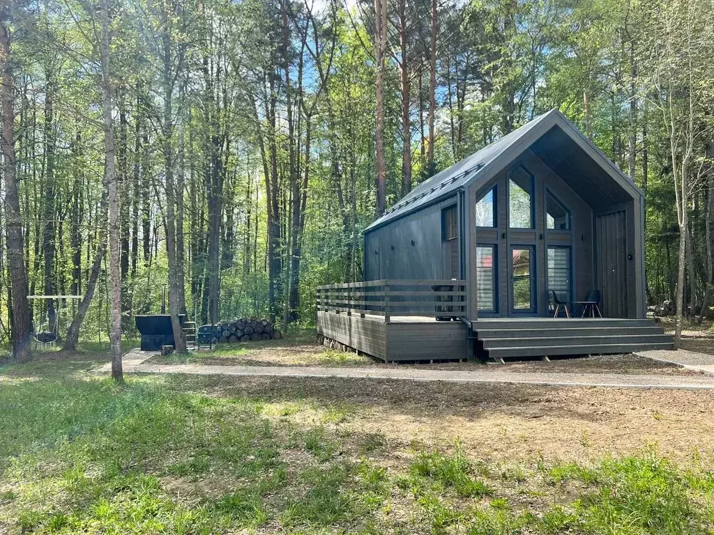 Дом в Московская область, Серпухов городской округ, Лисенки-3 тер. 13 ... - Фото 1