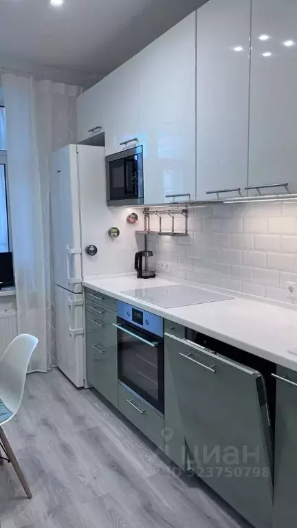 2-к кв. Московская область, Красногорск Опалиха мкр, ул. Пришвина, 3 ... - Фото 2