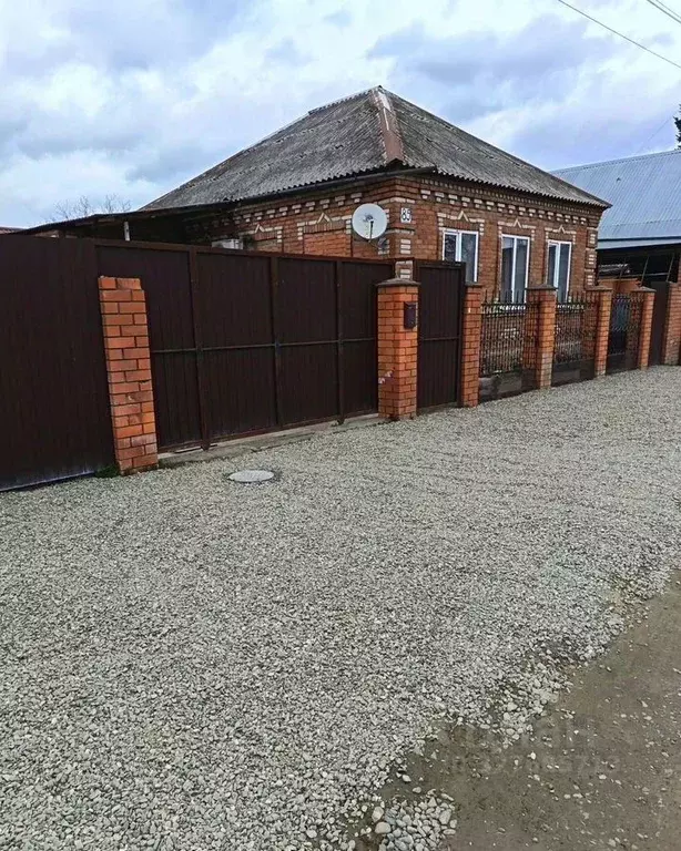 Дом в Краснодарский край, Белореченск  (120 м) - Фото 1