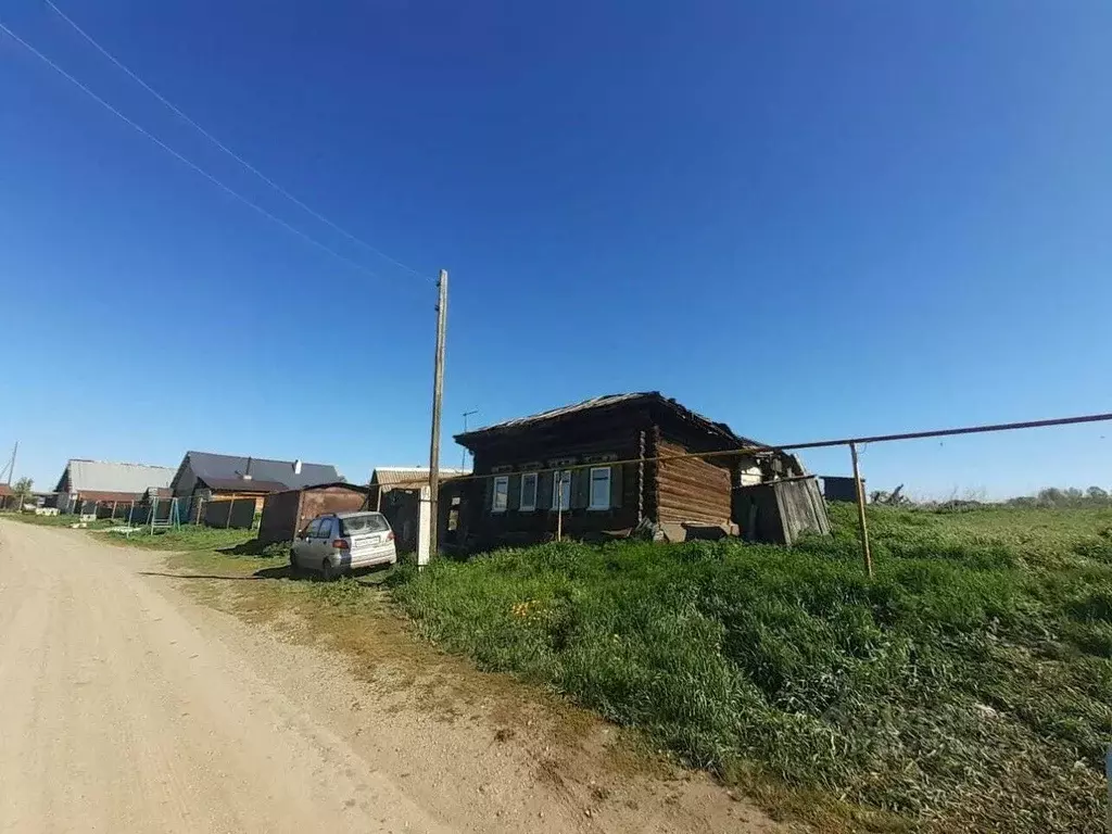 Дом в Свердловская область, Каменский городской округ, с. Клевакинское ... - Фото 0