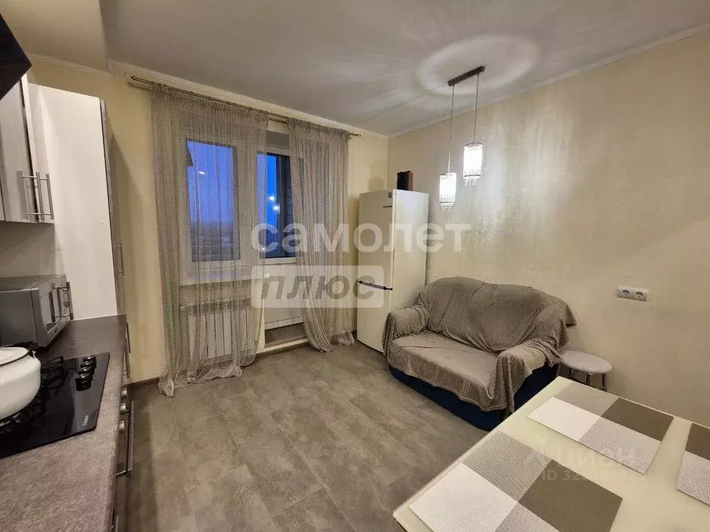 1-к кв. Калужская область, Калуга ул. Изумрудная, 24 (41.5 м) - Фото 2