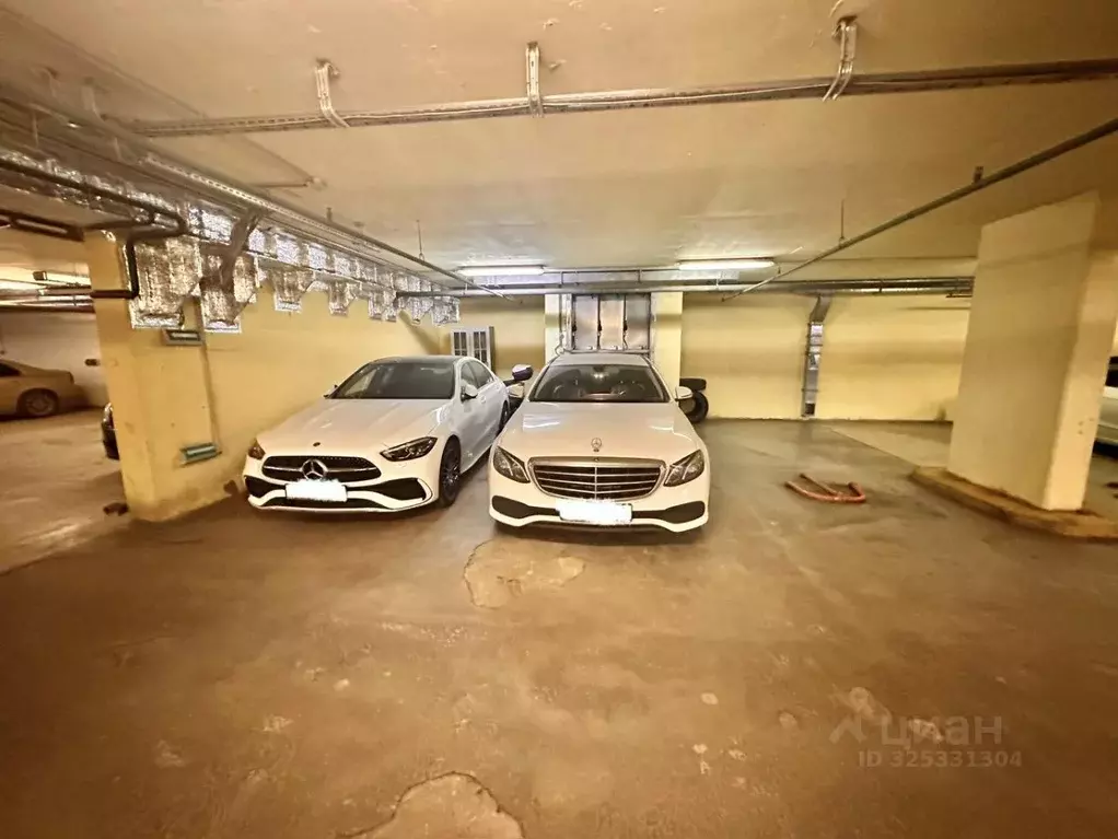 Гараж в Москва ул. Покрышкина, 8 (11 м) - Фото 1