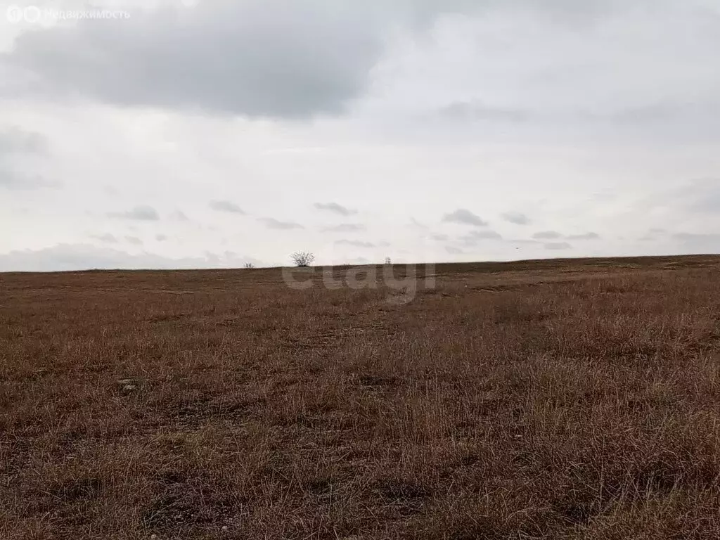 Участок в Бахчисарайский район, Ароматненское сельское поселение, село ... - Фото 0