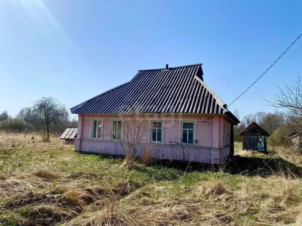 Дом в Псковская область, Порховский муниципальный округ, д. Требешница ... - Фото 0