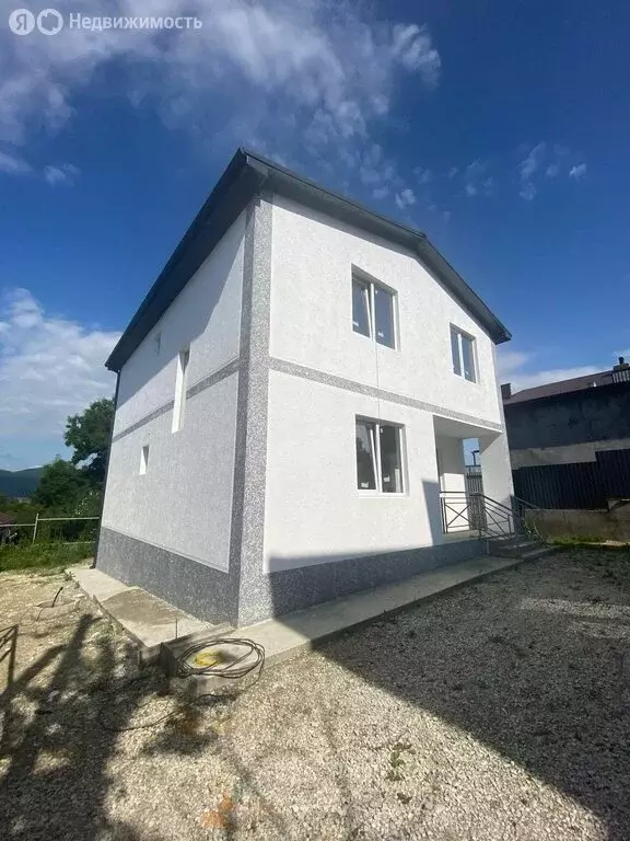 Дом в село Борисовка, Школьная улица, 9 (190 м) - Фото 1