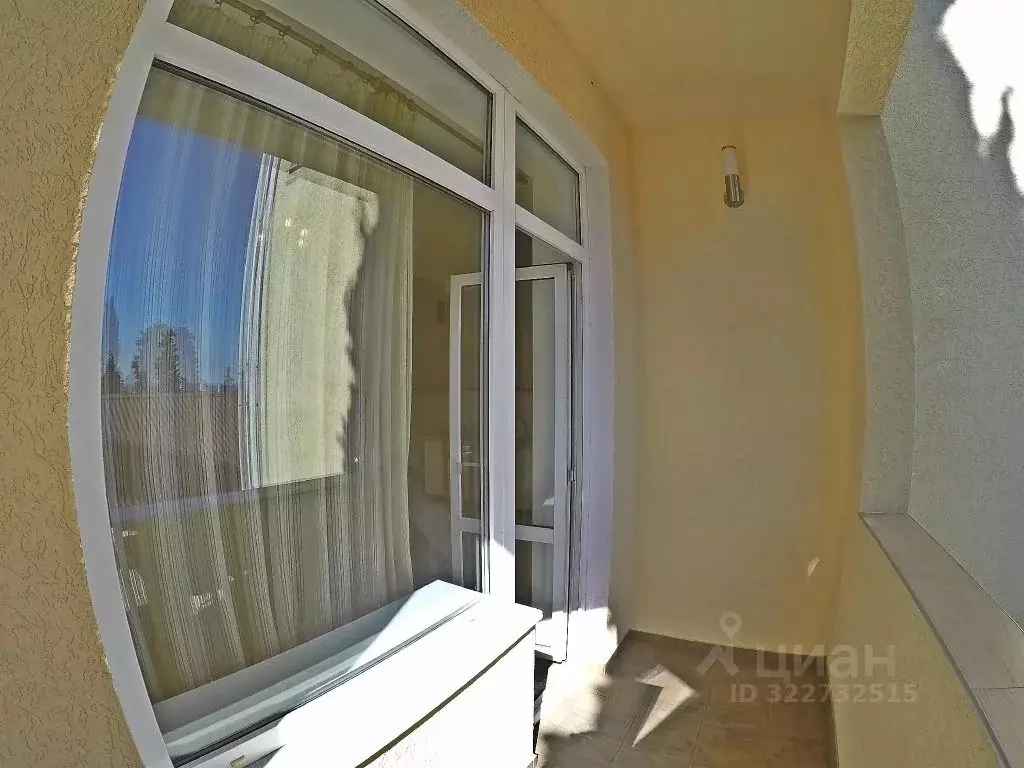 2-к кв. Крым, Ялта ул. Кирова, 96/3 (55.0 м) - Фото 2