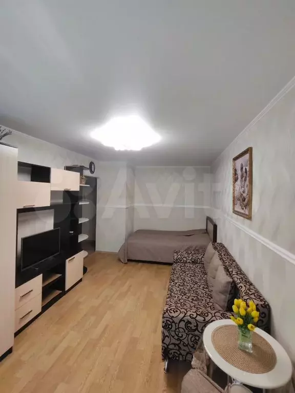Комната 35 м в 1-к., 4/5 эт. - Фото 1