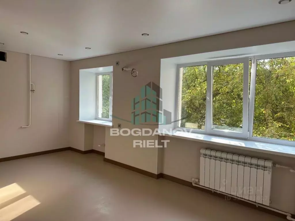 1-к кв. Омская область, Омск Нефтезаводская ул., 5 (31.0 м) - Фото 1