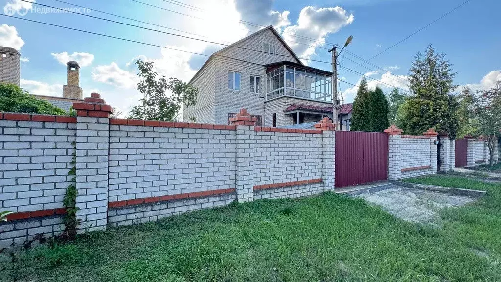 Дом в Липецк, микрорайон Матырский, улица Знаменского, 7 (219.8 м) - Фото 1