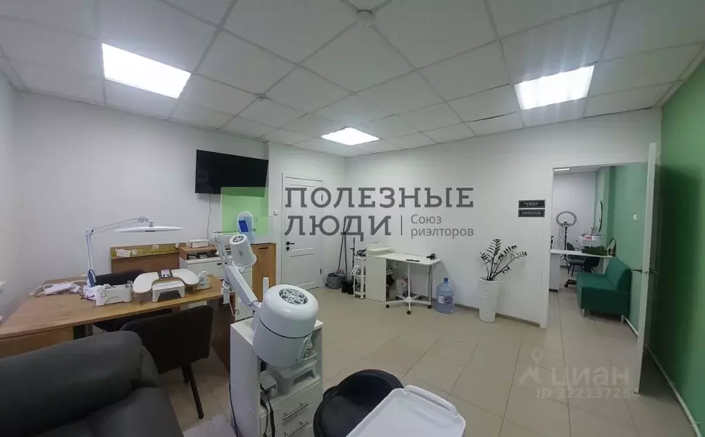 Помещение свободного назначения в Астраханская область, Астрахань ... - Фото 1