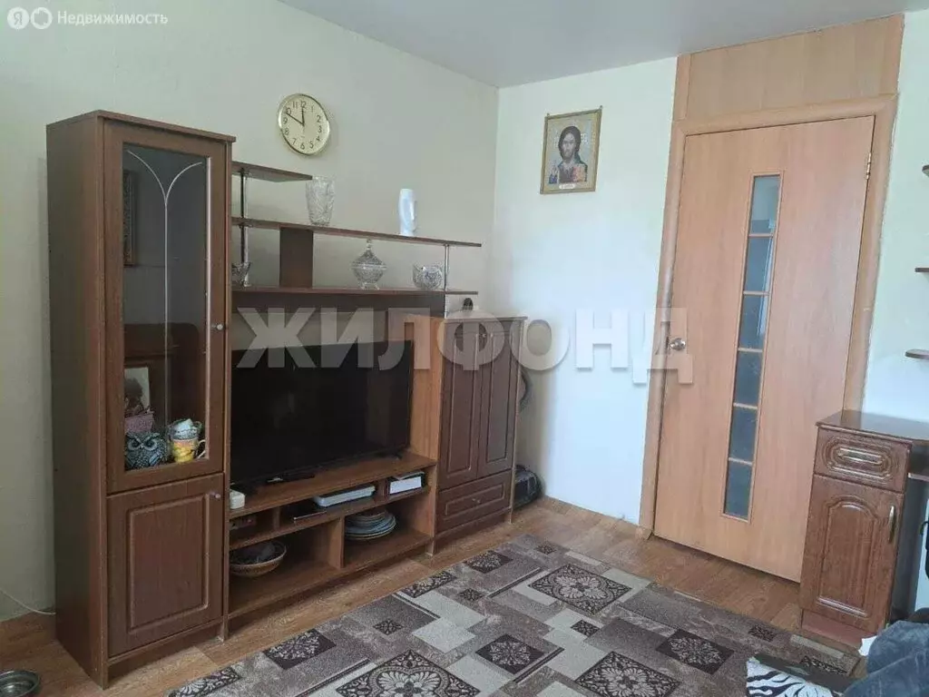 3-комнатная квартира: село Криводановка, Микрорайон, 9 (58.2 м) - Фото 1