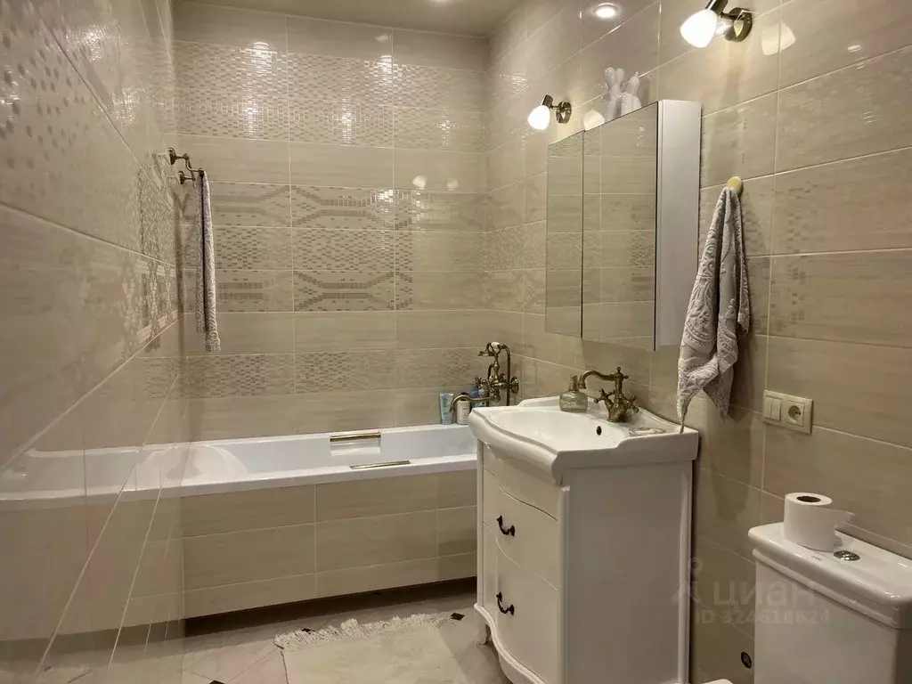 3-к кв. Северная Осетия, Владикавказ ул. Шамиля Джикаева, 7 (95.0 м) - Фото 2