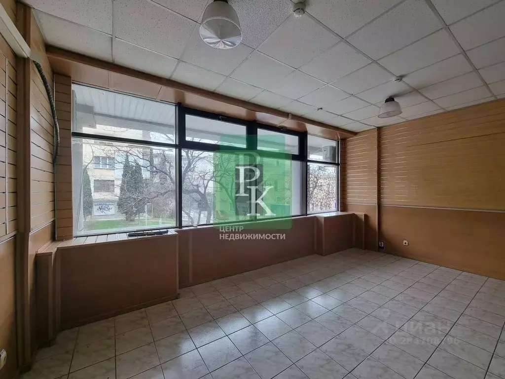 Помещение свободного назначения в Севастополь ул. Очаковцев, 19 (48 м) - Фото 1
