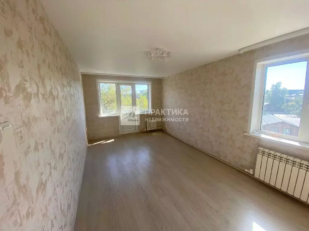 Продается 2-комнатная квартира - Фото 1