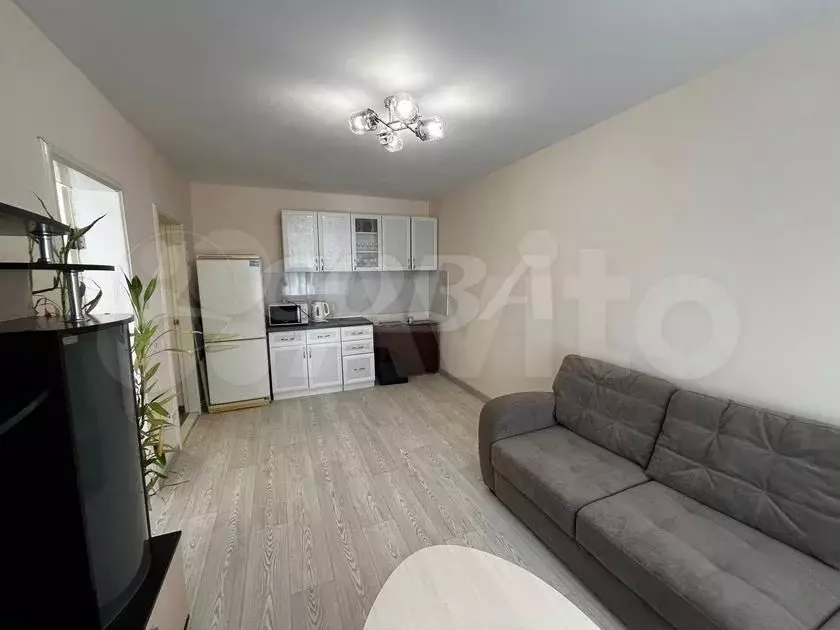 1-к. квартира, 45 м, 7/9 эт. - Фото 0